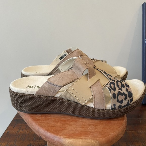 Spenco Women's‎ Comfort Orthotic Slide Sandals - Size 7 B, Beige Leopard Brown - Picture 5 of 9